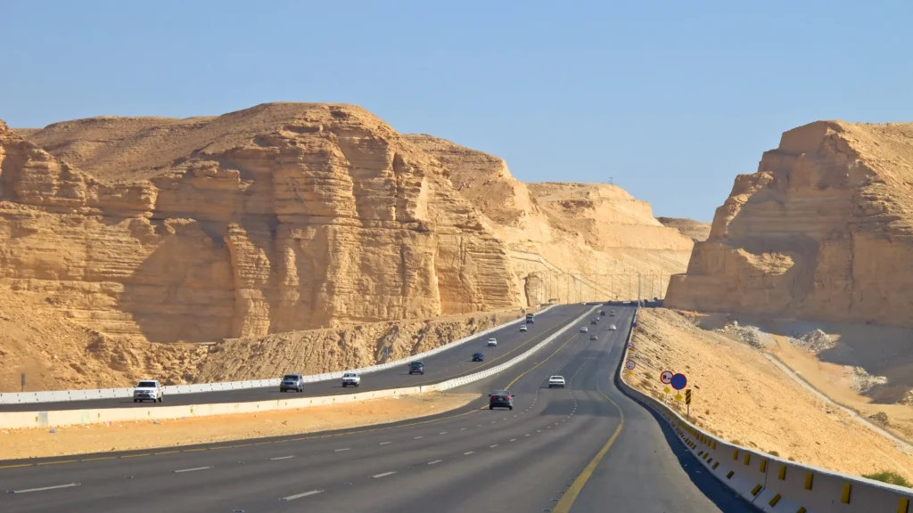 Railways and Road Trips: Exploring Tourism Saudi by Land